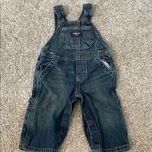 3/$20 Like new Osh Kosh overalls